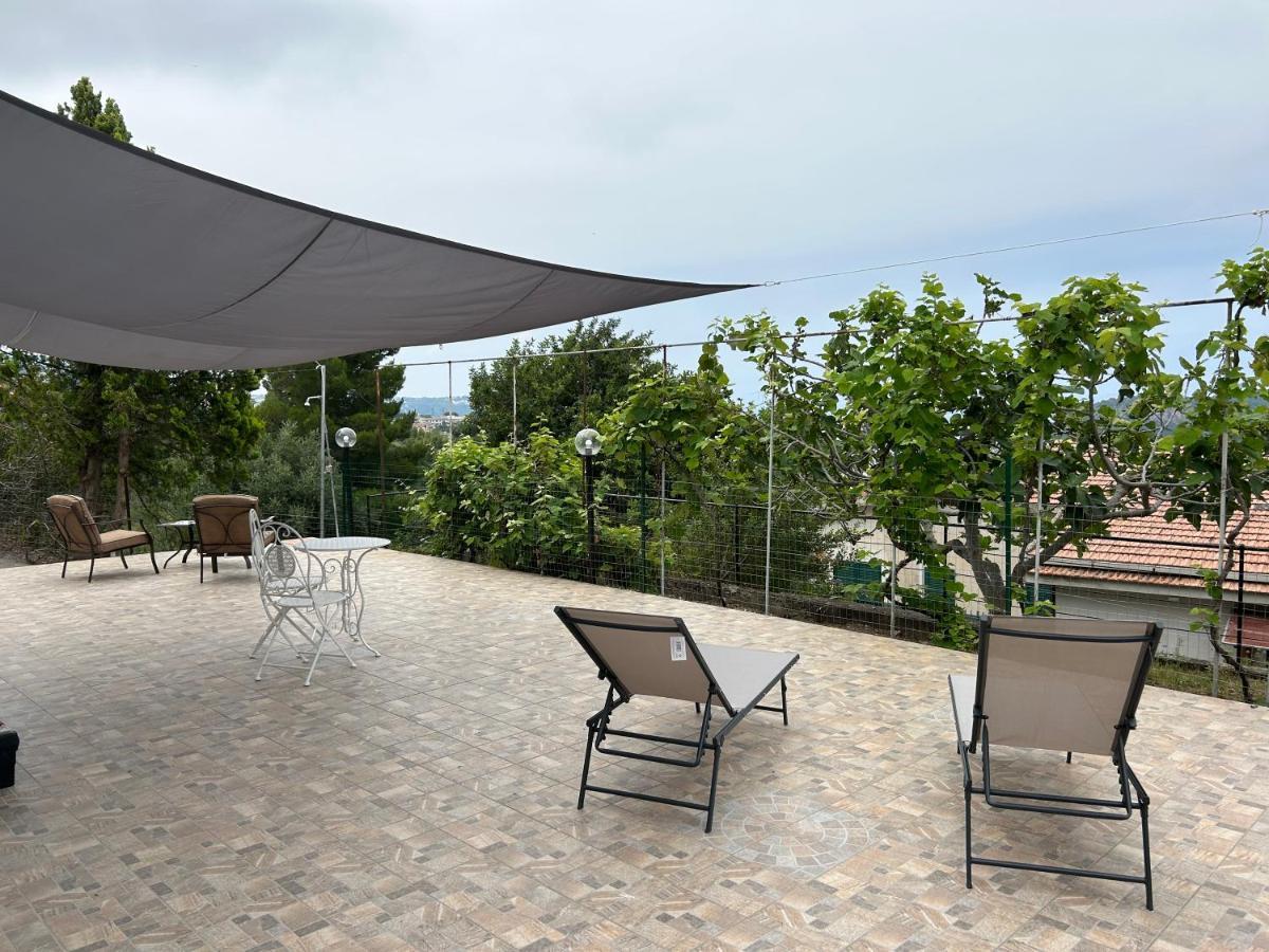 Villa Loren Praia a Mare Exteriör bild