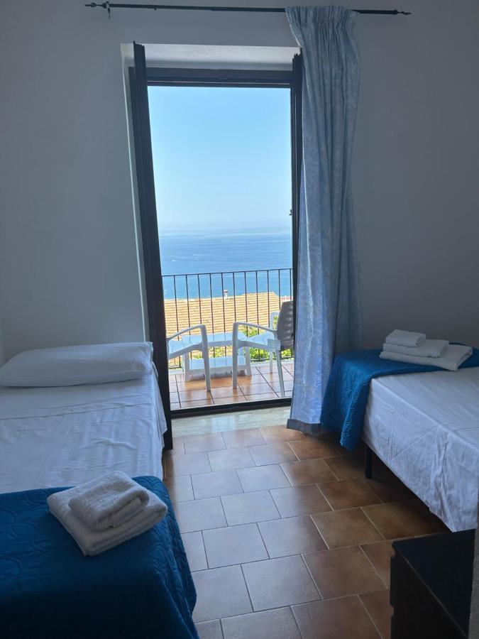 Villa Loren Praia a Mare Exteriör bild