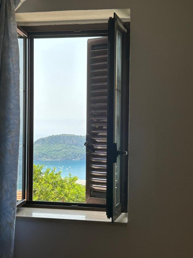 Villa Loren Praia a Mare Exteriör bild