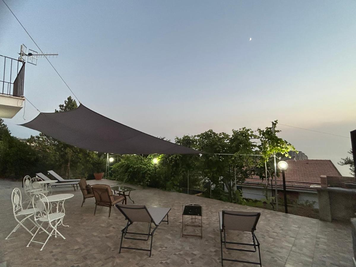 Villa Loren Praia a Mare Exteriör bild
