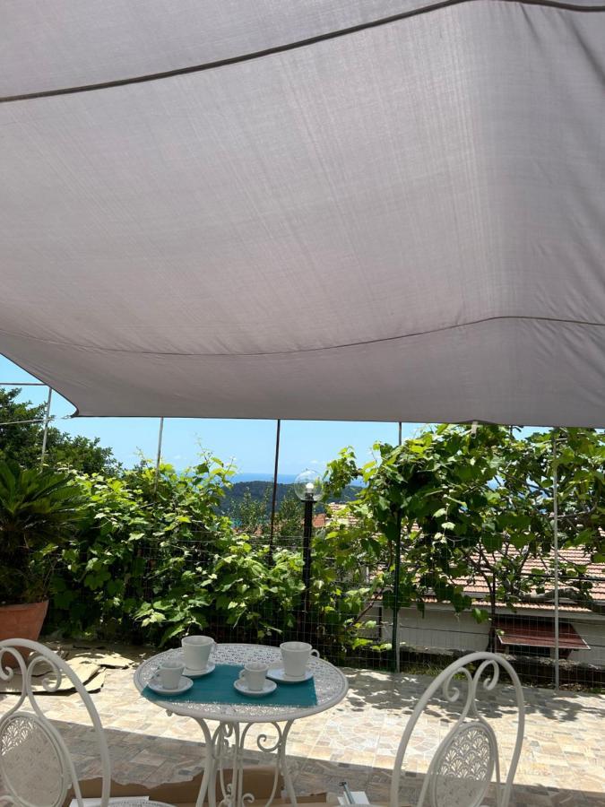 Villa Loren Praia a Mare Exteriör bild